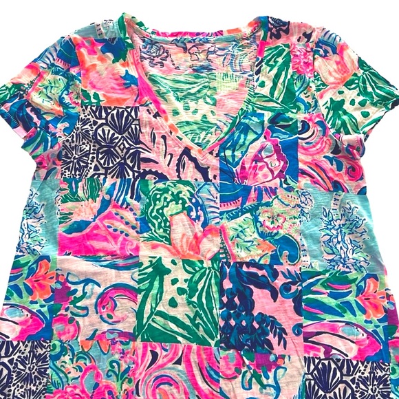 NWOT Lilly Pulitzer Etta V-Neck Top - Picture 3 of 8